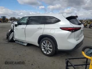 ✅ 2023 Toyota Highlander XLE • VIN: 5TDKDRBH3PS041542 • Lot: 90231975. Listed on Copart with Not provided. Free auction sales archive from the USA and detailed vehicle history report at DreamBid. Image 2.