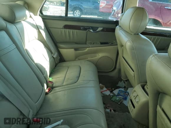 ✅ 2003 Cadillac DeVille DHS • VIN: 1G6KE54YX3U190879 • Lot: 57874555. Listed on Copart with 180,129 mi. Free auction sales archive from the USA and detailed vehicle history report at DreamBid. Image 10.