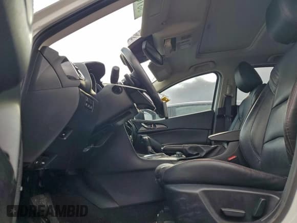 ✅ 2016 Mazda 3 S Touring • VIN: JM1BM1W35G1325509 • Лот: 93187765. Опубликован ранее на Copart с пробегом 120 023 миль. Бесплатный доступ к архиву аукционных продаж из США и подробный отчёт об истории автомобиля на DreamBid. Изображение 7.