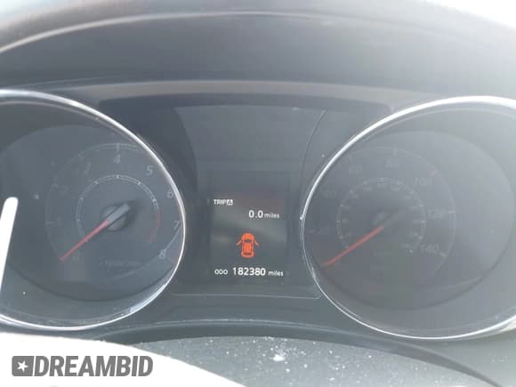 ✅ 2016 Mitsubishi Outlander ES • VIN: JA4AP3AU9GZ046218 • Lot: 43217669. Listed on IAAI with 182,380 mi. Free auction sales archive from the USA and detailed vehicle history report at DreamBid. Image 7.