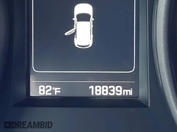 2018 Hyundai Santa Fe 2.4L с VIN 5XYZU3LB5JG542605, выставлен на аукционе IAAI как лот 43539148 с пробегом 18 839 миль миль и . История ставок и продаж доступна на DreamBid. Изображение 15.