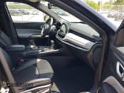 ✅ 2023 Jeep Compass Altitude • VIN: 3C4NJDBN2PT570212 • Lot: 42368107. Wystawiony na IAAI z przebiegiem 21 703 mil. Bezpłatny archiwum sprzedaży aukcyjnych z USA i szczegółowy raport historii pojazdu na DreamBid. Zdjęcie 5.