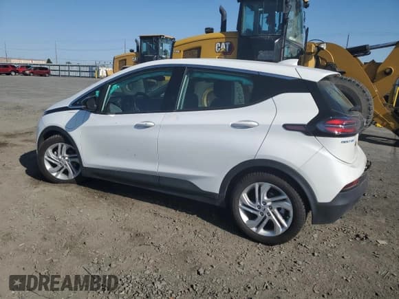 ✅ 2023 Chevrolet Bolt EV 1LT • VIN: 1G1FW6S03P4127748 • Lot: 55466605. Wystawiony na Copart z przebiegiem 10 499 mil. Bezpłatny archiwum sprzedaży aukcyjnych z USA i szczegółowy raport historii pojazdu na DreamBid. Zdjęcie 2.