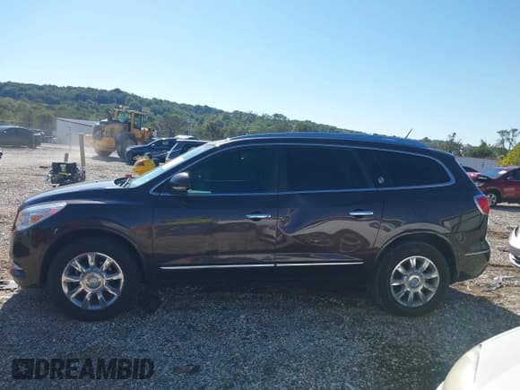 ✅ 2015 Buick Enclave Leather • VIN: 5GAKVBKD1FJ383098 • Lot: 43499762. Listed on IAAI with 158,022 mi. Free auction sales archive from the USA and detailed vehicle history report at DreamBid. Image 14.