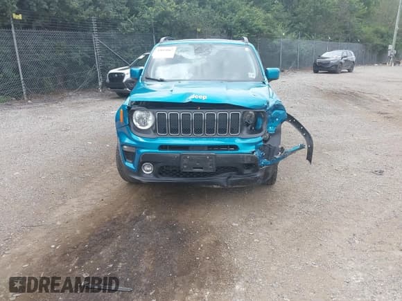✅ 2020 Jeep Renegade Latitude • VIN: ZACNJBBB5LPL91428 • Lot: 43014467. Listed on IAAI with 74,390 mi. Free auction sales archive from the USA and detailed vehicle history report at DreamBid. Image 13.