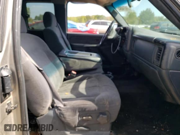 ✅ 2002 Chevrolet Silverado 1500 LS • VIN: 2GCEC19T221384466 • Лот: 74774094. Опубликован ранее на Copart с пробегом 235 482 миль. Бесплатный доступ к архиву аукционных продаж из США и подробный отчёт об истории автомобиля на DreamBid. Изображение 10.