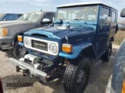 ✅ 1984 Toyota Land Cruiser • VIN: FJ40939405 • Лот: 75526604. Опубликован ранее на Copart с пробегом 247 999 миль. Бесплатный доступ к архиву аукционных продаж из США и подробный отчёт об истории автомобиля на DreamBid. Изображение 1.