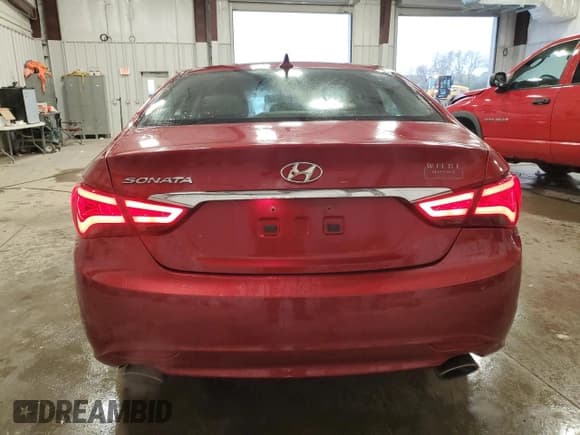 ✅ 2011 Hyundai Sonata SE • VIN: 5NPEC4AC7BH070386 • Lot: 75993074. Listed on Copart with 157,652 mi. Free auction sales archive from the USA and detailed vehicle history report at DreamBid. Image 6.