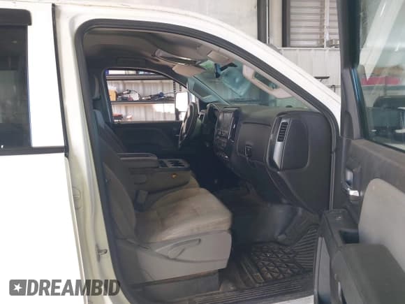 ✅ 2016 Chevrolet Silverado 2500HD Work Truck • VIN: 1GC1KUEG4GF106034 • Лот: 43520778. Опубликован ранее на IAAI с пробегом 166 072 миль. Бесплатный доступ к архиву аукционных продаж из США и подробный отчёт об истории автомобиля на DreamBid. Изображение 5.