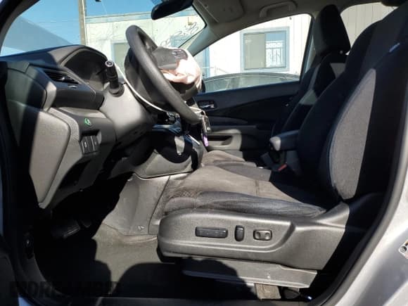 ✅ 2016 Honda CR-V EX • VIN: 2HKRM3H59GH555927 • Lot: 84592625. Wystawiony na Copart z przebiegiem 105 745 mil. Bezpłatny archiwum sprzedaży aukcyjnych z USA i szczegółowy raport historii pojazdu na DreamBid. Zdjęcie 7.