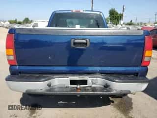 ✅ 2001 Chevrolet Silverado 1500 LS • VIN: 1GCEC14V91Z307897 • Lot: 67905664. Wystawiony na Copart z przebiegiem Nie podano mil. Skorzystaj z bezpłatnego archiwum sprzedaży aukcyjnych z USA i zobacz szczegółowy raport historii pojazdu na DreamBid. Zdjęcie 6.