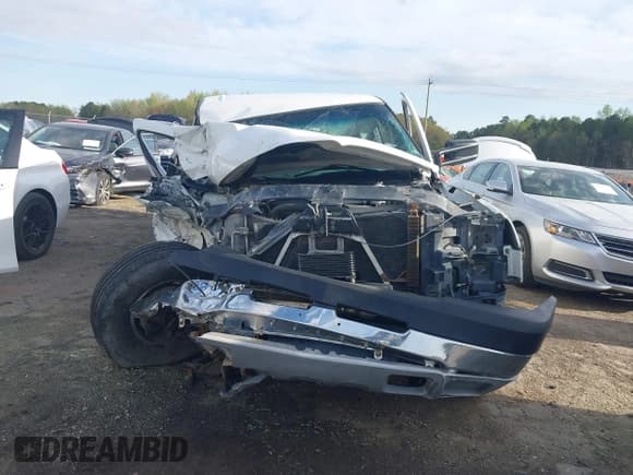 ✅ 2007 Chevrolet Silverado 2500HD • VIN: 1GBHK23U87F143166 • Лот: 41913814. Опубликован ранее на IAAI с пробегом 412 948 миль. Бесплатный доступ к архиву аукционных продаж из США и подробный отчёт об истории автомобиля на DreamBid. Изображение 12.