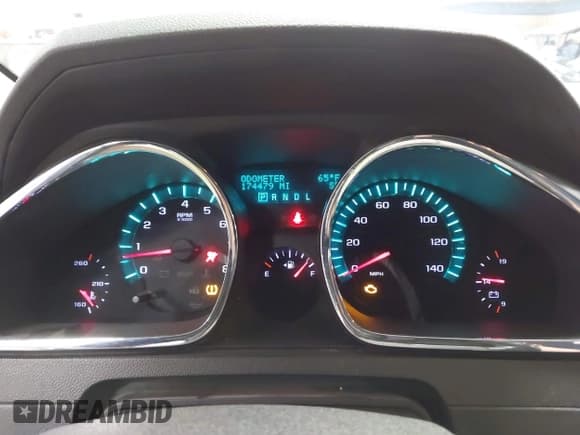 ✅ 2011 Chevrolet Traverse 1LT • VIN: 1GNKVGED8BJ171212 • Lot: 43311339. Wystawiony na IAAI z przebiegiem 174 479 mil. Bezpłatny archiwum sprzedaży aukcyjnych z USA i szczegółowy raport historii pojazdu na DreamBid. Zdjęcie 7.