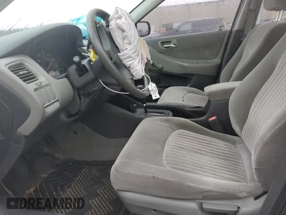 ✅ 1998 Honda Accord DX • VIN: 1HGCF8642WA219650 • Lot: 79995124. Wystawiony na Copart z przebiegiem 120 492 mil. Bezpłatny archiwum sprzedaży aukcyjnych z USA i szczegółowy raport historii pojazdu na DreamBid. Zdjęcie 7.