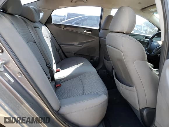 ✅ 2011 Hyundai Sonata GLS • VIN: 5NPEB4AC5BH076092 • Lot: 71029124. Listed on Copart with 163,418 mi. Free auction sales archive from the USA and detailed vehicle history report at DreamBid. Image 10.