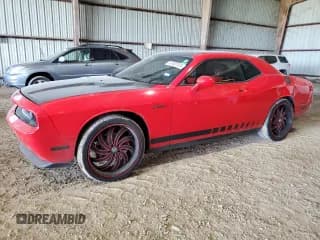 ✅ 2009 Dodge Challenger SE • VIN: 2B3LJ44V39H606703 • Lot: 67492424. Wystawiony na Copart z przebiegiem 208 596 mil. Bezpłatny archiwum sprzedaży aukcyjnych z USA i szczegółowy raport historii pojazdu na DreamBid. Zdjęcie 1.