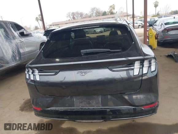 ✅ 2022 Ford Mustang Mach-E Premium • VIN: 3FMTK3R76NMA45940 • Lot: 41469149. Listed on IAAI with 59,969 mi. Free auction sales archive from the USA and detailed vehicle history report at DreamBid. Image 17.