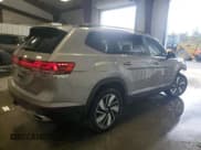 ✅ 2024 Volkswagen Atlas SE • VIN: 1V2KR2CA0RC563168 • Lot: 86453335. Listed on Copart with 35,632 mi. Free auction sales archive from the USA and detailed vehicle history report at DreamBid. Image 3.