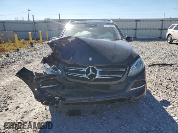 ✅ 2016 Mercedes-Benz GLE 350 • VIN: 4JGDA5HB6GA622572 • Lot: 86712235. Listed on Copart with 113,176 mi. Free auction sales archive from the USA and detailed vehicle history report at DreamBid. Image 5.