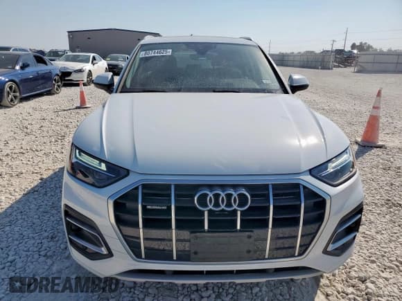 ✅ 2023 Audi Q5 Premium • VIN: WA1ABAFY4P2010864 • Lot: 80744625. Wystawiony na Copart z przebiegiem 28 416 mil. Bezpłatny archiwum sprzedaży aukcyjnych z USA i szczegółowy raport historii pojazdu na DreamBid. Zdjęcie 5.