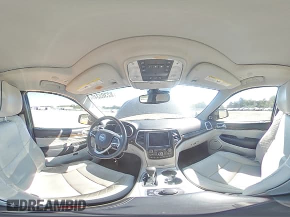 ✅ 2018 Jeep Grand Cherokee Summit • VIN: 1C4RJFJG4JC506708 • Lot: 82303345. Listed on Copart with 104,788 mi. Free auction sales archive from the USA and detailed vehicle history report at DreamBid. Image 14.