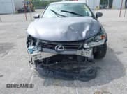 ✅ 2015 Lexus CT 200h • VIN: JTHKD5BHXF2234557 • Lot: 43286771. Wystawiony na IAAI z przebiegiem 56 730 mil. Bezpłatny archiwum sprzedaży aukcyjnych z USA i szczegółowy raport historii pojazdu na DreamBid. Zdjęcie 6.