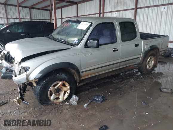 ✅ 2001 Toyota Tacoma • VIN: 5TEHN72N61Z733497 • Lot: 42151511. Wystawiony na IAAI z przebiegiem Nie podano. Bezpłatny archiwum sprzedaży aukcyjnych z USA i szczegółowy raport historii pojazdu na DreamBid. Zdjęcie 2.