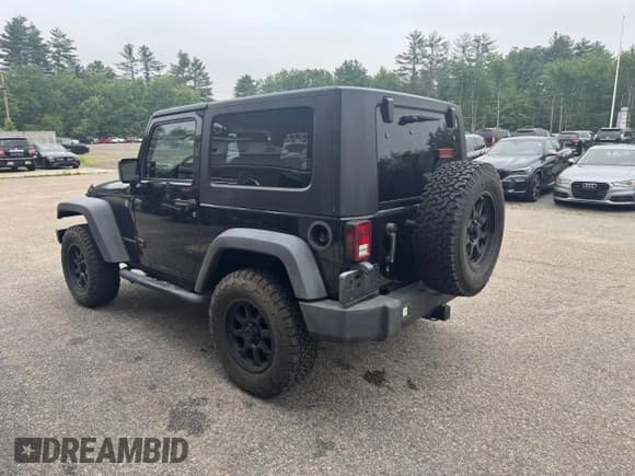 ✅ 2007 Jeep Wrangler Rubicon • VIN: 1J4GA64127L170574 • Lot: 67758425. Wystawiony na Copart z przebiegiem 142 976 mil. Bezpłatny archiwum sprzedaży aukcyjnych z USA i szczegółowy raport historii pojazdu na DreamBid. Zdjęcie 3.