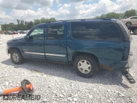 ✅ 2005 GMC Yukon XL SLE • VIN: 3GKEC16Z45G143727 • Lot: 68037575. Listed on Copart with 198,232 mi. Free auction sales archive from the USA and detailed vehicle history report at DreamBid. Image 2.