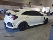 ✅ 2017 Honda Civic Type R Touring • VIN: SHHFK8G7XHU201597 • Lot: 74141053. Wystawiony na Copart z przebiegiem 58 665 mil. Bezpłatny archiwum sprzedaży aukcyjnych z USA i szczegółowy raport historii pojazdu na DreamBid. Zdjęcie 3.