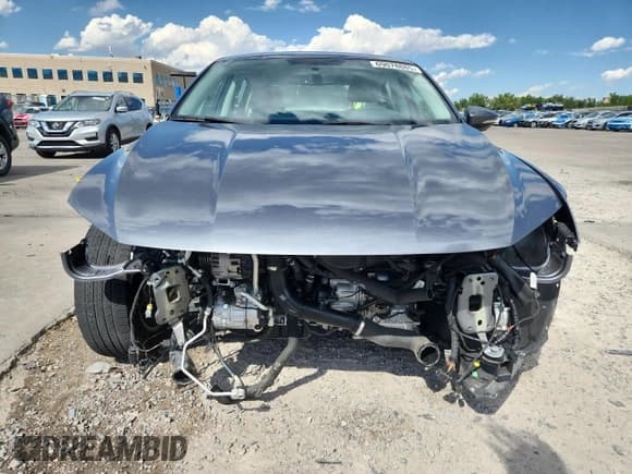 ✅ 2017 Volkswagen Passat S • VIN: 1VWAT7A36HC012836 • Lot: 69078885. Listed on Copart with 34,713 mi. Free auction sales archive from the USA and detailed vehicle history report at DreamBid. Image 5.