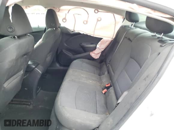 2017 Chevrolet Cruze LT z VIN 1G1BE5SM6H7167689, wystawiony jako Copart lot #66031372 z przebiegiem 143 755 mil mil oraz . Historia ofert i sprzedaży dostępna na DreamBid. Obrazek 10.