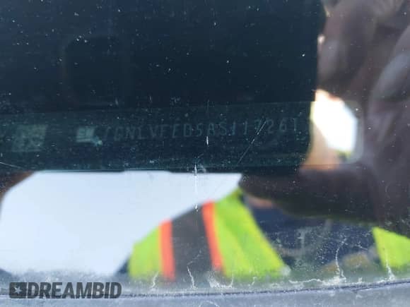 2010 Chevrolet Traverse 1LT z VIN 1GNLVFED5AS117261, wystawiony jako IAAI lot #43220575 z przebiegiem 257 124 mil mil oraz . Historia ofert i sprzedaży dostępna na DreamBid. Obrazek 9.