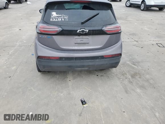 ✅ 2023 Chevrolet Bolt EV 2LT • VIN: 1G1FX6S05P4147965 • Lot: 88822175. Wystawiony na Copart z przebiegiem 37 199 mil. Bezpłatny archiwum sprzedaży aukcyjnych z USA i szczegółowy raport historii pojazdu na DreamBid. Zdjęcie 6.
