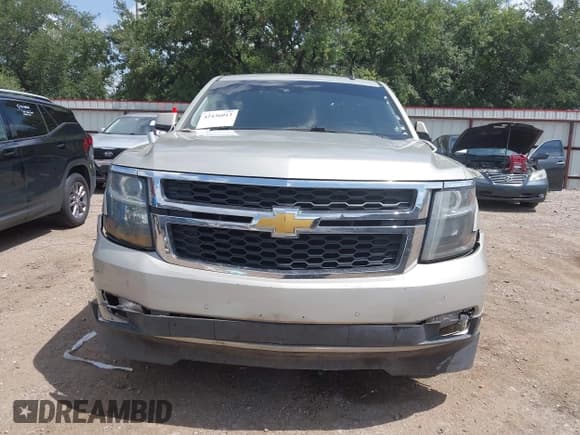 ✅ 2015 Chevrolet Suburban LT • VIN: 1GNSCJKC9FR153713 • Lot: 42436013. Wystawiony na IAAI z przebiegiem Nie podano. Bezpłatny archiwum sprzedaży aukcyjnych z USA i szczegółowy raport historii pojazdu na DreamBid. Zdjęcie 13.