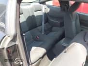 ✅ 2007 Ford Mustang Deluxe • VIN: 1ZVHT80N375243333 • Lot: 42685816. Wystawiony na IAAI z przebiegiem 199 311 mil. Bezpłatny archiwum sprzedaży aukcyjnych z USA i szczegółowy raport historii pojazdu na DreamBid. Zdjęcie 8.