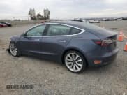 ✅ 2020 Tesla Model 3 Standard Range Plus • VIN: 5YJ3E1EAXLF802308 • Lot: 82275135. Wystawiony na Copart z przebiegiem 75 515 mil. Bezpłatny archiwum sprzedaży aukcyjnych z USA i szczegółowy raport historii pojazdu na DreamBid. Zdjęcie 2.