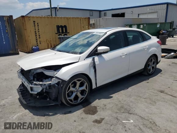 ✅ 2015 Ford Focus Titanium • VIN: 1FADP3J24FL304136 • Lot: 58428865. Listed on Copart with 81,668 mi. Free auction sales archive from the USA and detailed vehicle history report at DreamBid. Image 1.