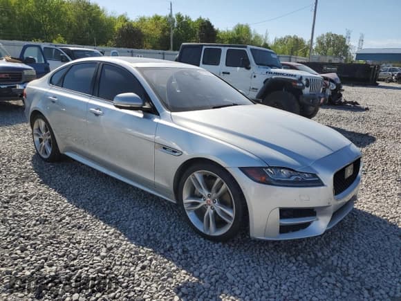 ✅ 2016 Jaguar XF 35t R-Sport • VIN: SAJBF4BVXGCY05845 • Лот: 52773545. Опубликован ранее на Copart с пробегом 77 177 миль. Бесплатный доступ к архиву аукционных продаж из США и подробный отчёт об истории автомобиля на DreamBid. Изображение 4.
