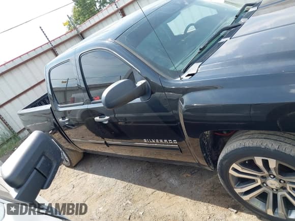 ✅ 2013 Chevrolet Silverado 1500 LT • VIN: 3GCPCSE06DG213630 • Lot: 43180548. Listed on IAAI with 167,431 mi. Free auction sales archive from the USA and detailed vehicle history report at DreamBid. Image 13.