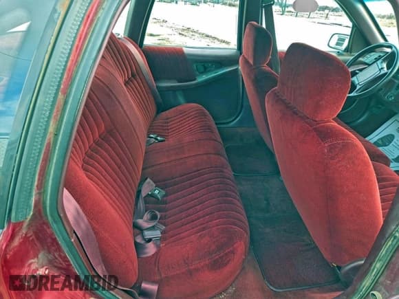 ✅ 1993 Pontiac Grand Prix LE • VIN: 1G2WH54T4PF205840 • Lot: 95897075. Listed on Copart with 197,095 mi. Free auction sales archive from the USA and detailed vehicle history report at DreamBid. Image 6.