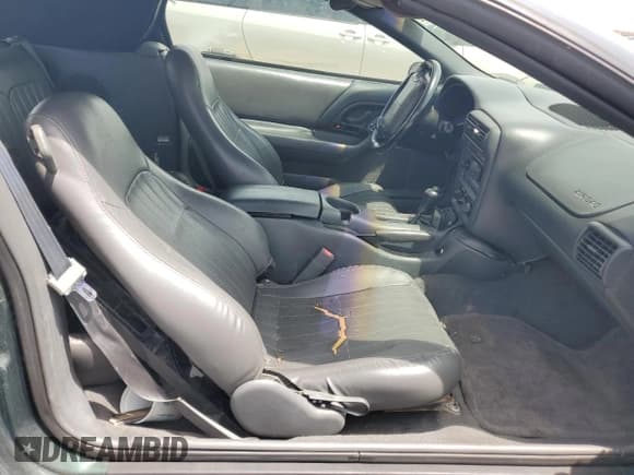 ✅ 1997 Chevrolet Camaro Z28 • VIN: 2G1FP32P0V2102611 • Лот: 63264045. Опубликован ранее на Copart с пробегом 78 141 миль. Бесплатный доступ к архиву аукционных продаж из США и подробный отчёт об истории автомобиля на DreamBid. Изображение 10.