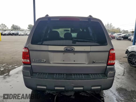 ✅ 2008 Ford Escape Hybrid • VIN: 1FMCU49H78KE64724 • Lot: 96599215. Wystawiony na Copart z przebiegiem 225 681 mil. Bezpłatny archiwum sprzedaży aukcyjnych z USA i szczegółowy raport historii pojazdu na DreamBid. Zdjęcie 6.