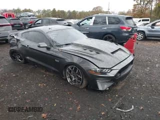 ✅ 2020 Ford Mustang GT Premium • VIN: 1FA6P8CF0L5108037 • Lot: 43559152. Wystawiony na IAAI z przebiegiem 60 029 mil. Bezpłatny archiwum sprzedaży aukcyjnych z USA i szczegółowy raport historii pojazdu na DreamBid. Zdjęcie 1.
