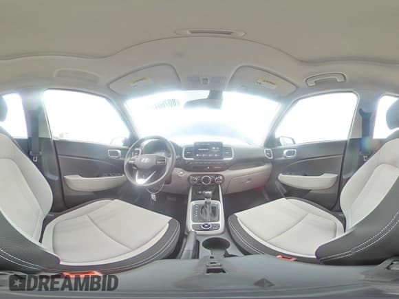 ✅ 2024 Hyundai Venue Limited • VIN: KMHRC8A34RU328822 • Lot: 80760474. Listed on Copart with 2,216 mi. Free auction sales archive from the USA and detailed vehicle history report at DreamBid. Image 15.