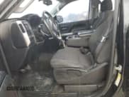 ✅ 2015 Chevrolet Silverado 2500HD LT • VIN: 1GC1CVEG9FF561138 • Lot: 63829185. Wystawiony na Copart z przebiegiem 112 658 mil. Bezpłatny archiwum sprzedaży aukcyjnych z USA i szczegółowy raport historii pojazdu na DreamBid. Zdjęcie 7.