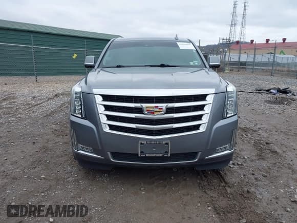 ✅ 2018 Cadillac Escalade ESV Luxury • VIN: 1GYS4HKJ6JR226827 • Lot: 42026047. Listed on IAAI with 86,525 mi. Free auction sales archive from the USA and detailed vehicle history report at DreamBid. Image 13.