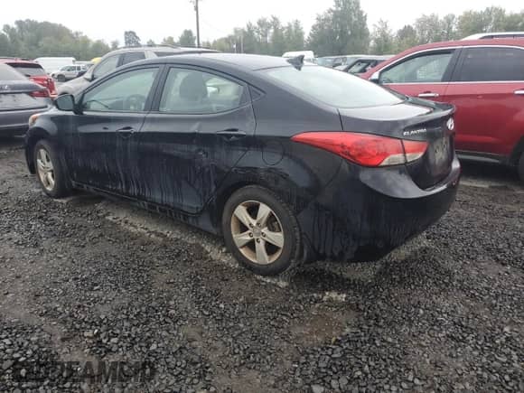 2013 Hyundai Elantra GLS z VIN KMHDH4AE2DU966999, wystawiony jako Copart lot #84441285 z przebiegiem 180 594 mil mil oraz Szkoda całkowita • Salvage title. Historia ofert i sprzedaży dostępna na DreamBid. Obrazek 2.
