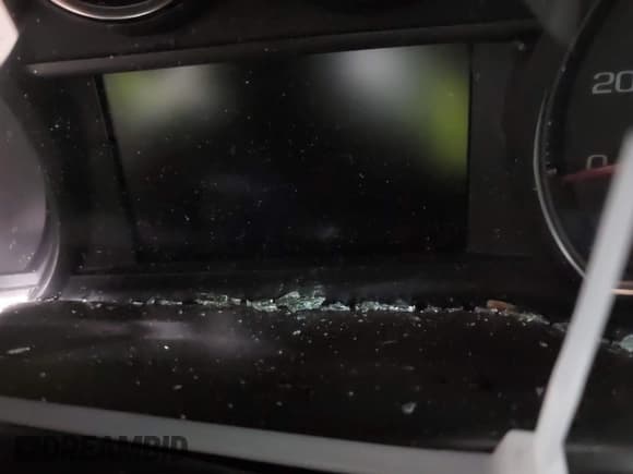 ✅ 2020 Chevrolet Silverado 1500 LT Trail Boss • VIN: 1GCPYFED8LZ333908 • Lot: 42949288. Wystawiony na IAAI z przebiegiem Nie podano. Bezpłatny archiwum sprzedaży aukcyjnych z USA i szczegółowy raport historii pojazdu na DreamBid. Zdjęcie 15.