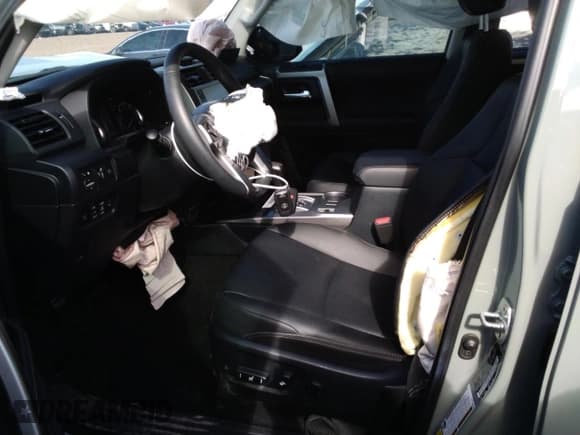 ✅ 2023 Toyota 4Runner TRD Sport • VIN: JTESU5JR0P6209846 • Лот: 68732595. Опубликован ранее на Copart с пробегом 22 601 миль. Бесплатный доступ к архиву аукционных продаж из США и подробный отчёт об истории автомобиля на DreamBid. Изображение 7.